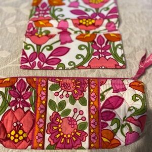 VERA BRADLEY VTG Beautiful Wallet/Bag & Checkbook Combo🌺💕 ‼️PRICE DROP‼️